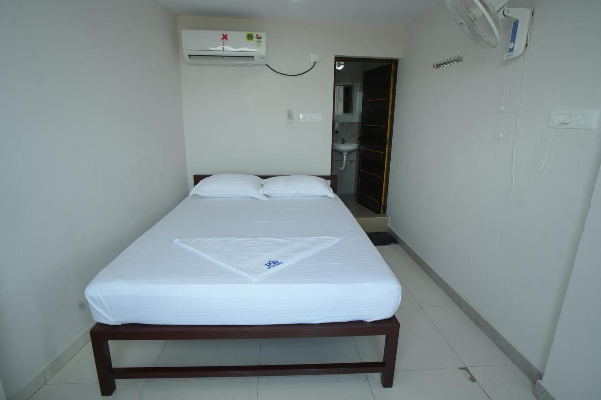 Hotel Port View Residency Pvr Nedumbassery Exterior foto