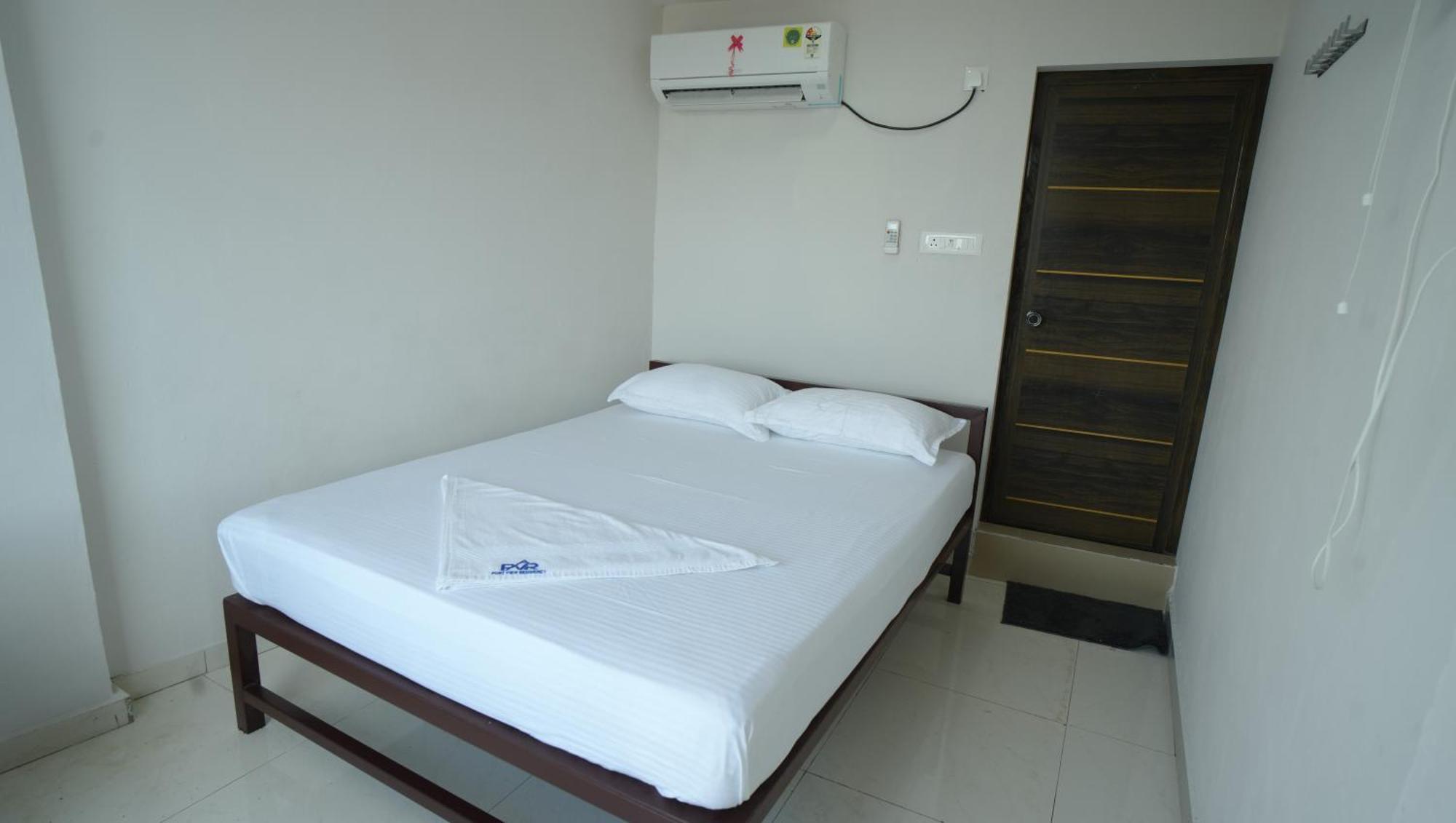 Hotel Port View Residency Pvr Nedumbassery Exterior foto