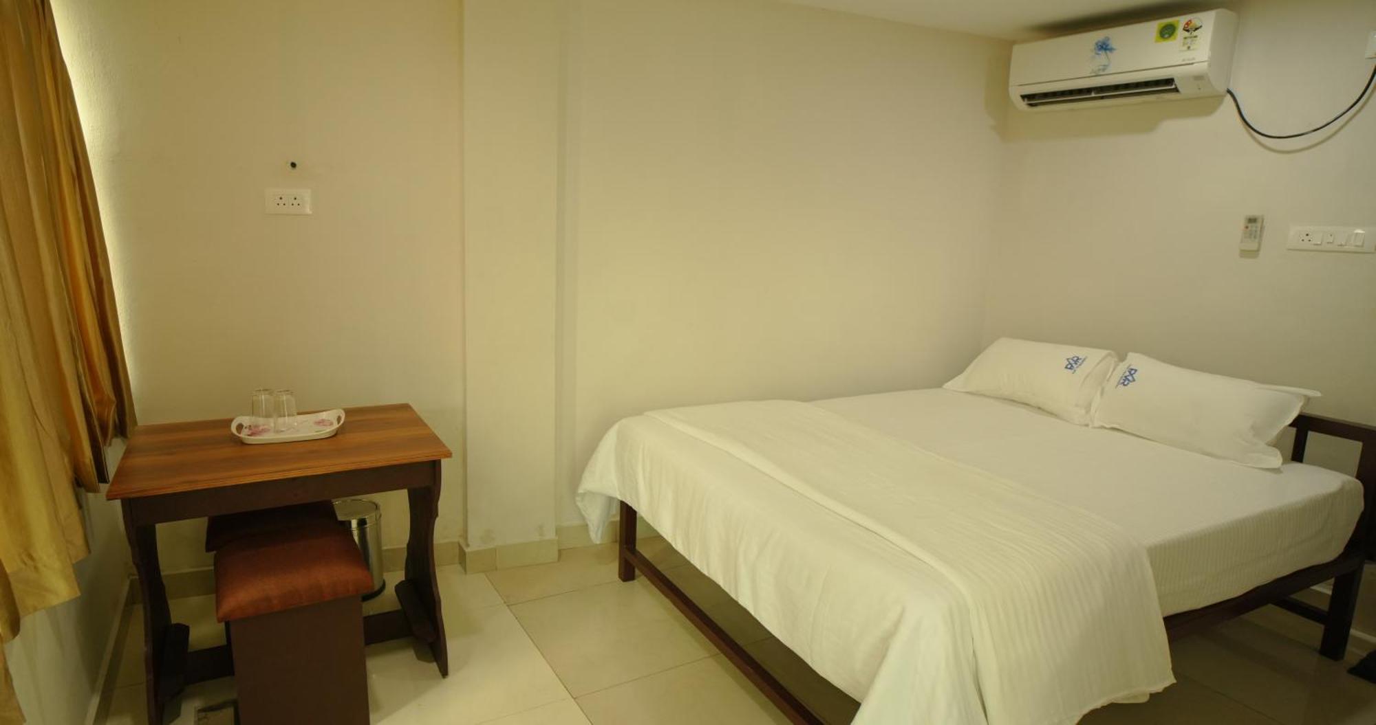 Hotel Port View Residency Pvr Nedumbassery Exterior foto