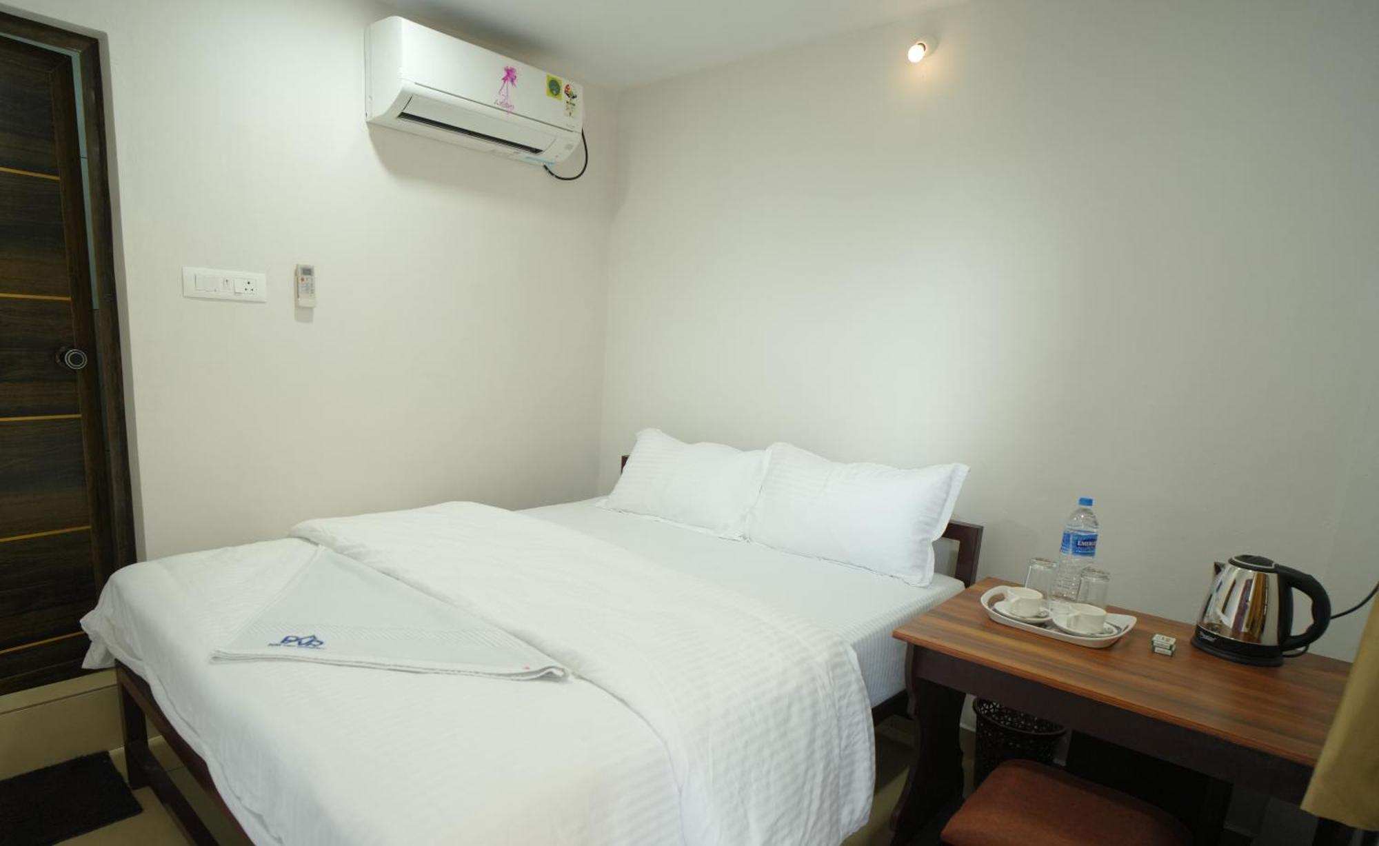 Hotel Port View Residency Pvr Nedumbassery Exterior foto